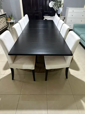 XL IKEA Black Extendable Dining Table with 10 Chairs
Large and practical IKEA dining set, perfect f