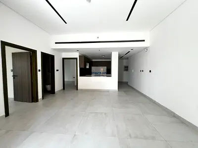 BIG LAYOUT | UNFURNISHED | NEAR CIRCLE MALL