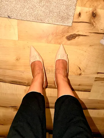 Light nude pointed slingback pumps, size 5.5 — used just once, condition as good as new