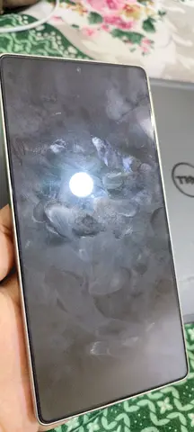 Samsung's s25 ultra 256GB. Brand new with box