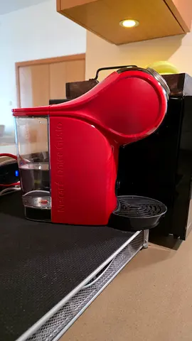 Nescafé Dolce Gusto Coffee Machine - Red, Good Working Condition