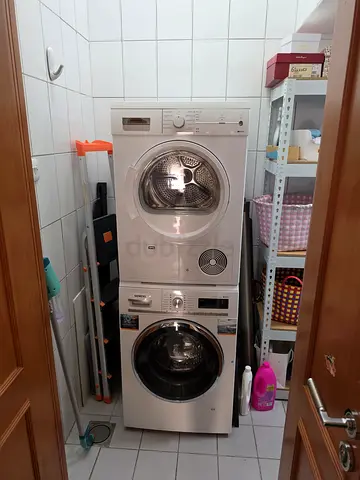 Siemens IQ700 Washer & IQ300 Dryer Good Condition Perfect Working