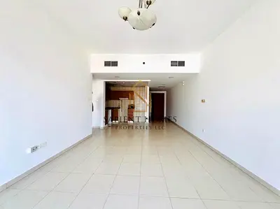 Multiple Views ! Spacious ! Balcony ! Vacant