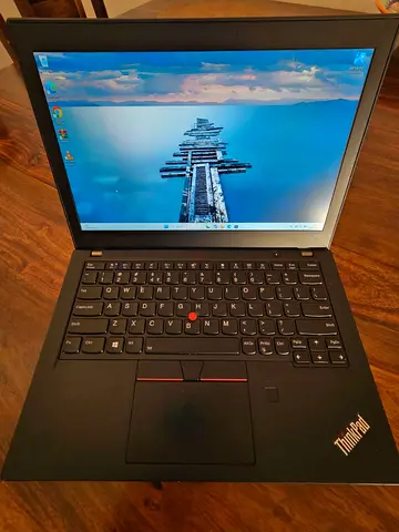 Lenovo ThinkPad i7-8550U laptop - Windows 11Pro installed