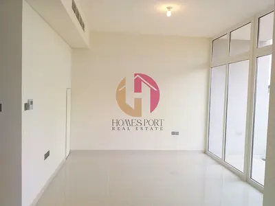 End Unit | Bright Interiors | Family Community