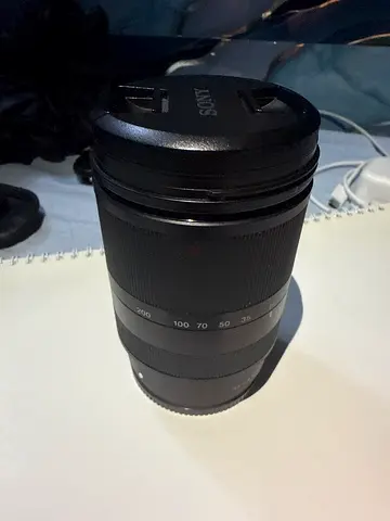 Fujifilm  3.5-6.3/18-200mm Telephoto Zoom Lens (Good Condition)