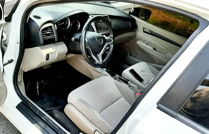 صورة 4 لـ 2013 Honda CITY