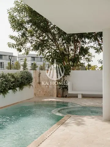 🌊 Sharjah Waterfront | 30% Down Payment & Immediate Villa Handover + 5-Year Installments + Special Discount