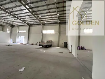عرض حصري بقدرة 90 kva فولت أمبير، يتميز بموقع رئيسي على الطريق الرئيسي مع سهولة الوصول للشاحنات والحاويات. مناسب للتصنيع مجهز بمكتب وحمام خاص