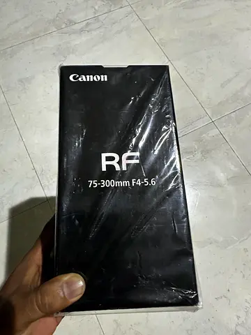 Canon RF 75-300mm f/4-5.6 Telephoto Zoom Lens
