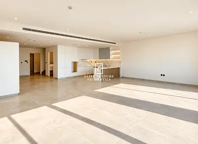 SINGLE ROW | UNIQUE & MODERN LAYOUT | SPACIOUS