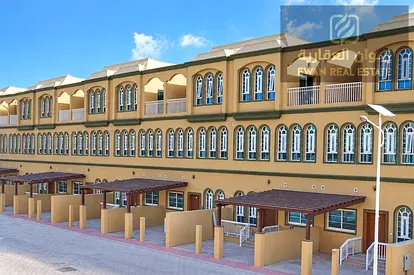 For sale townhouse 3 bedrooms | Uptown Zahyia | Special price
