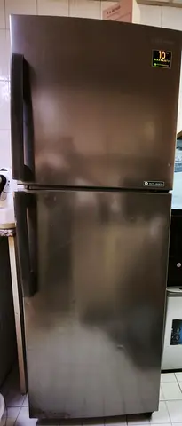 Samsung Top Freezer Refrigerator 300L — Good Working Condition