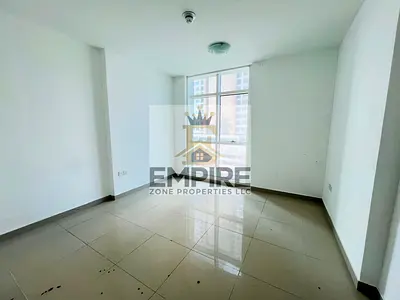 Prime location spacious apartment maintenance free parking free close to Dubai
