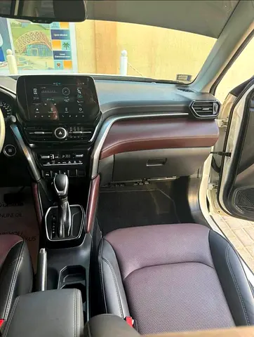 صورة 8 لـ 2024 Toyota URBAN CRUISER
