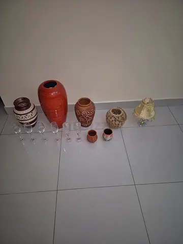 Set of decorative ceramic vases and glassware - used, good condition