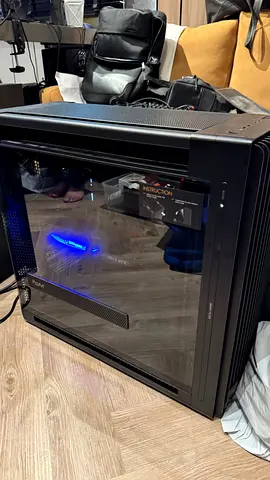 Gaming PC: i9-14900K + RTX 4080 Super