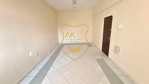 VERY CLOSE TO ALRIGGA METRO STATION,1BHK+2BATHROOM+SEPERATE CLOSE HALL. CALL NOW