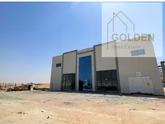 For rent in the Umm Al Thu'ub Industrial Area – Umm Al Quwain, a 2,000 sq ft warehouse offers a pr