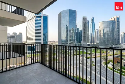 Skyline View | Fitted Kitchen | Vacant