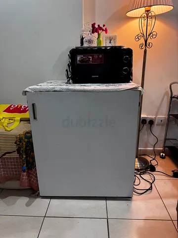 White kitchen cabinet for sale