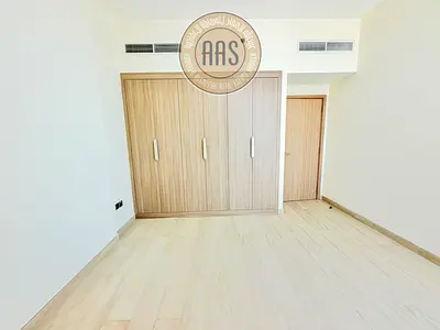 Premium Ready-to-Move 1-Bedroom Apartment | U-Shaped Kitchen | Stunning Downtown Dubai View