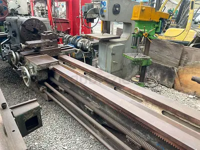 Used Heavy-Duty Engine Lathe with Long Bed - Industrial Metalworking Machine 4 meter lathe machine