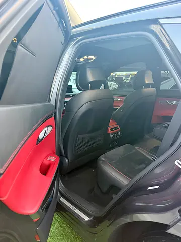 2022 Genesis GV70 — миниатюра 13