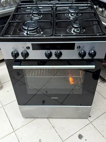 Siemens full gas cooker 60cm same like new condition