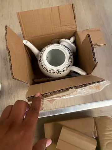 White Ceramic Teapot - Good Condition
