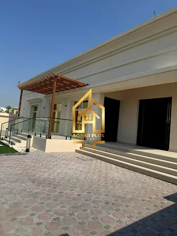UPGRADED STANDALONE | CONTEMPORARY I PRIVATE GARDEN I MAID ROOM