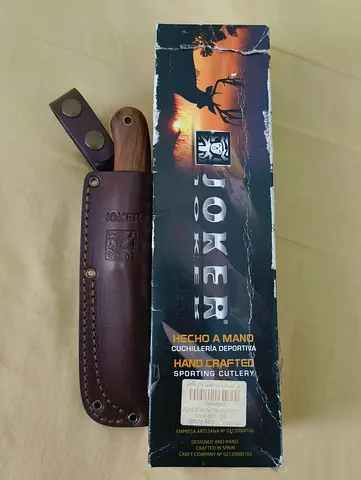 Joker camping knife
