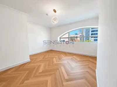 BRIGHT SPACIOUS | HOT PROPERTY DEAL | LOW-FLOOR