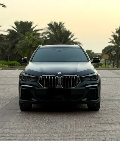 2023 BMW X6 M50i xDrive GCC Specs