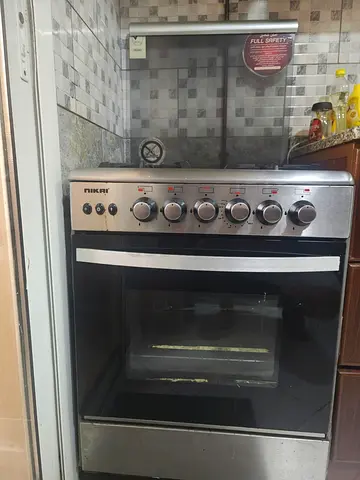 Nikai freestanding gas oven and stovetop - good working condition