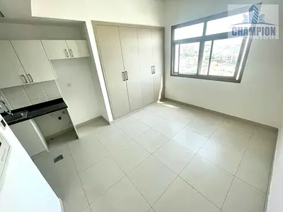 Studio Apartment | FAMILY BUILDING | Pool & City View | Unfurnished