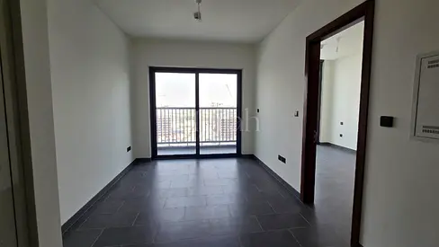 Spacious Pool View | Unfurnished | Vacant