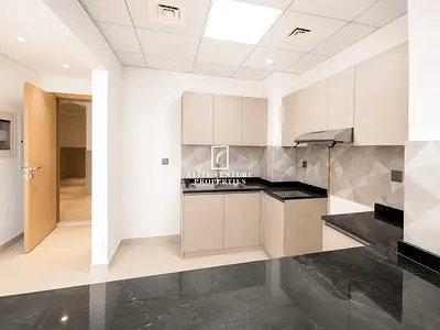 WELL-MAINTAINED | SPACIOUS & COMFORTABLE LIVING