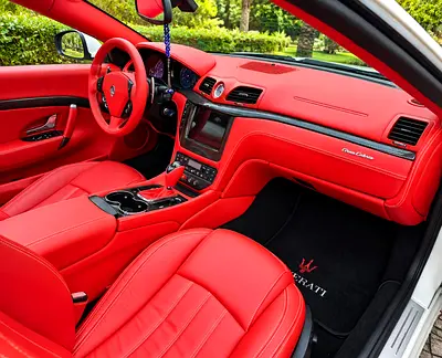 2011 Maserati GRANCABRIO — миниатюра 15