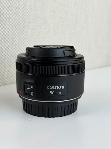 Canon EF 50mm f/1.8 STM
