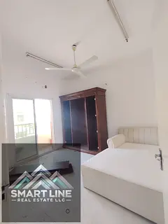 Limited offer no deposit near tosachool 2bhk with balcony near to bus stop rent only 28k
