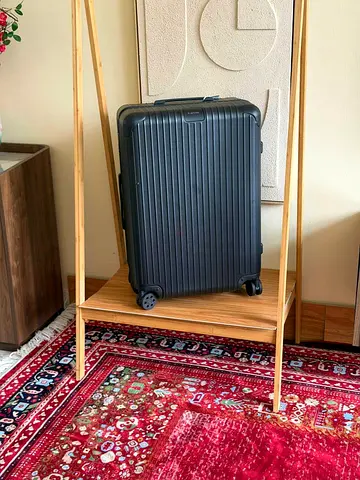 Light weight luggage