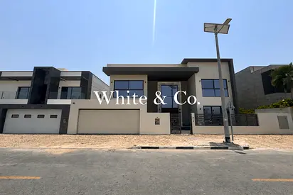NEW LUXURY VILLA | HUGE PLOT | VACANT NOW