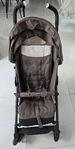 Lightweight Chicco stroller - good condition