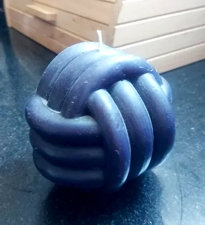 Handmade Decorative Knot Candle - Dark Blue