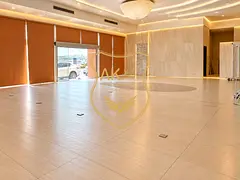 Prime Showroom | 3,000 Sq Ft | Itehad Road Facing | Al Khabesi, Deira | AED 375K