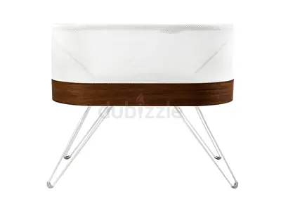 Sleek Wooden Bassinet with Mesh Sides and Metal Legs - Excellent Condition