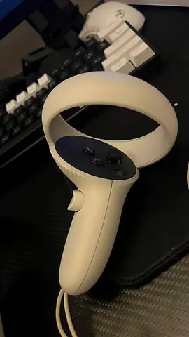 Meta quest 2 with new head strap