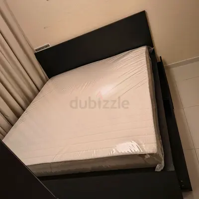 IKEA malam queen‑size bed (160 × 200 cm) with 2 storage drawers and an IKEA mattress ✨