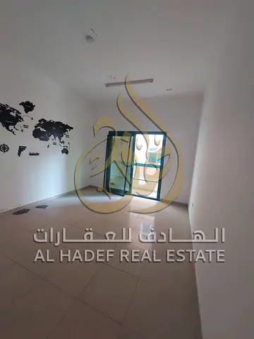 غرفة وصالة للإيجار السنوي في الخان – الشارقة | غرفة ماستر وبلكونة ومساحات واسعة جداً